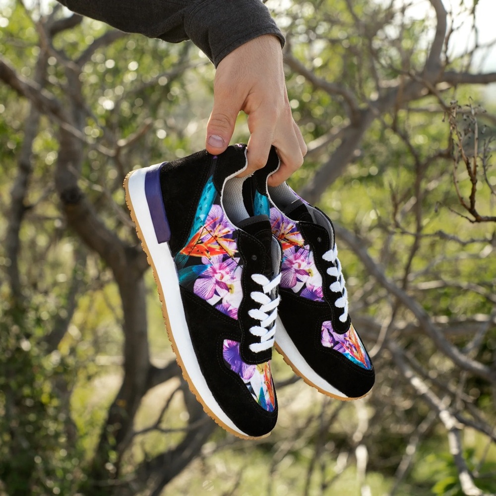 INKKAS - Global Footwear - Caladium Jogger, Floral, size 9